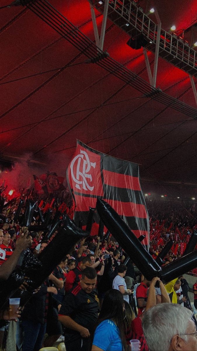 Me excluir, me bloquear é muito fácil difícil é ver esse time e não lembrar de mim