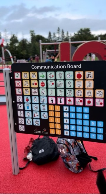 SCDSB_SLP's tweet image. Another core board installed in a public space! This one is at the Muriel and A.J. Billes Family Playground in south Barrie. Another amazing accessible space! The #SCDSBSLP team can support core boards in #SCDSB schools.  #AAC