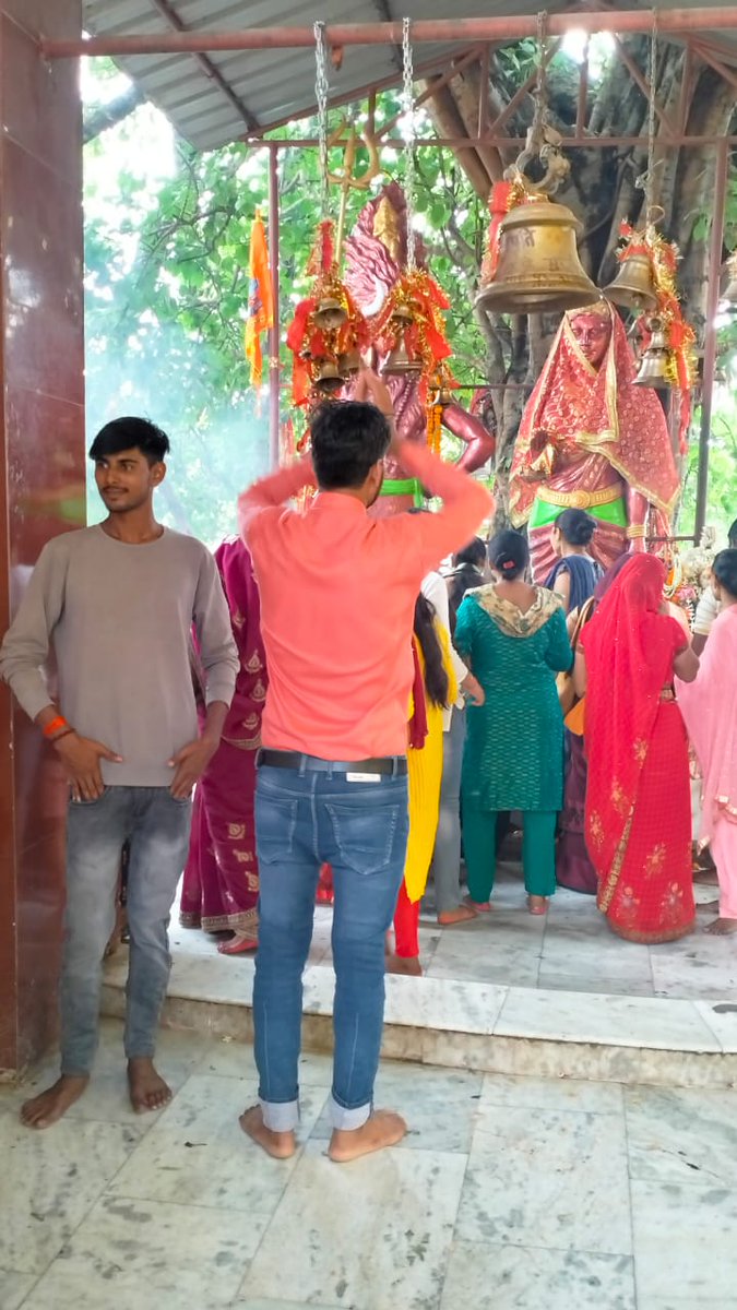 DK43284374's tweet photo. हमको भी कोई प्रमोट कर दो 
जय महाकाल 
@DK43284374 https://t.co/4CHIPUjOuq