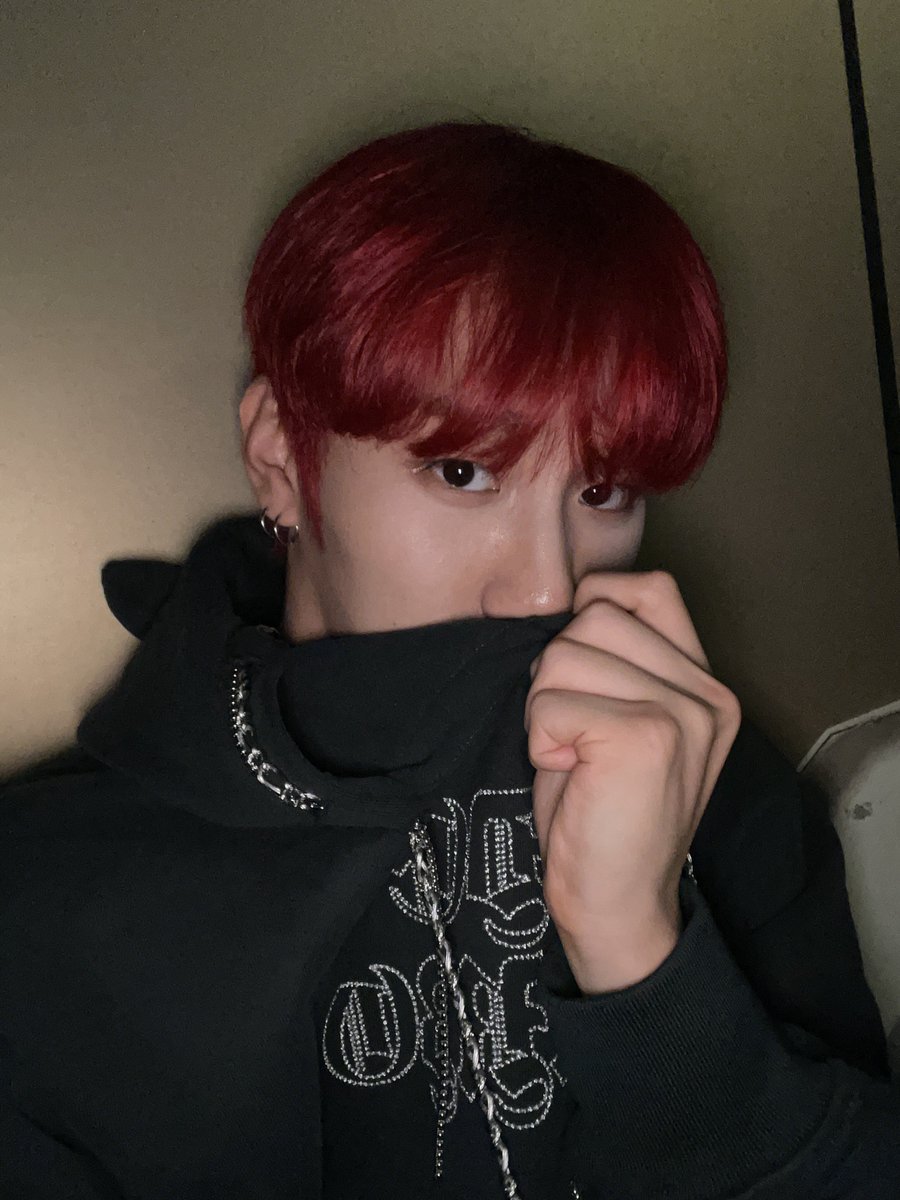 [민성] 
Friday🫰🏻❣️

#김민성 #KIMMINSEOUNG
#TIOT #티아이오티 
#TIOT_PreDebut #백전무패