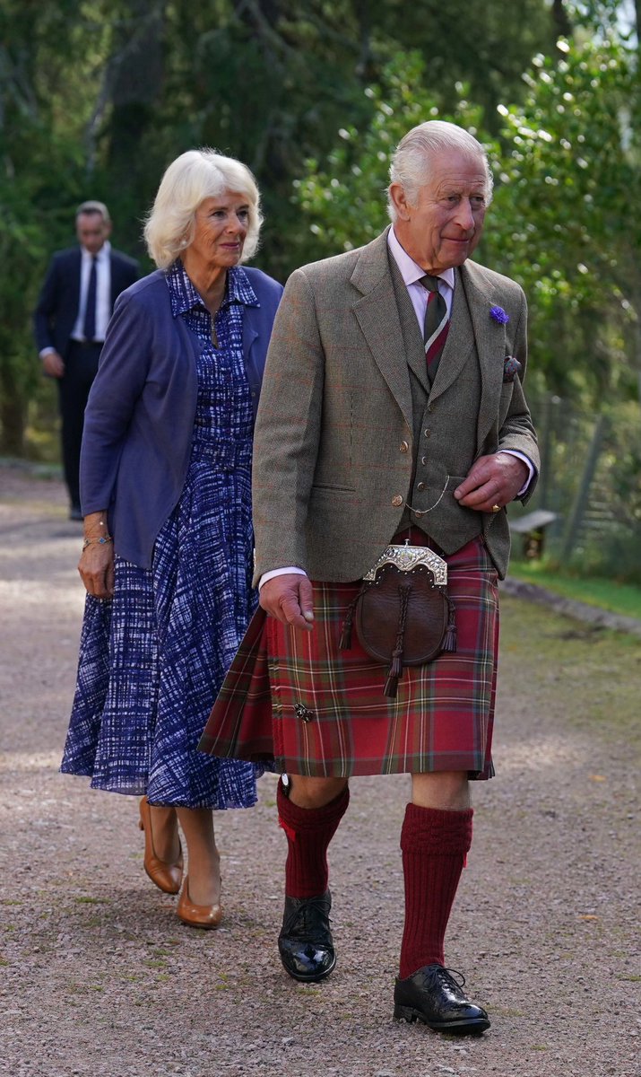 RoyalFamily's tweet photo. Thank you for all your kind words of condolence as we remember Queen Elizabeth II together. https://t.co/pXg5DPTUey
