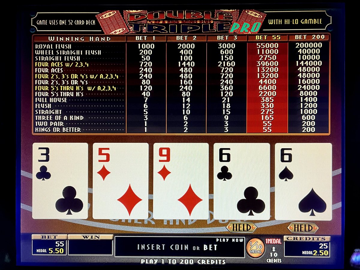 PokerSintra's tweet image. 配当確認資料用🃏WRJBはさらに配当落ちて撮影可状態=最終版か⁉️→WRはkickerで配当変えてくれないまま→Triple Doubleはigtに使われているから逆にしたのかな⁉️→Hi-Lo gambleもKB #VideoPoker #cron #メダルゲーム