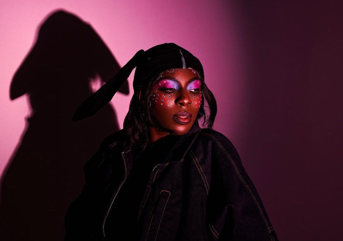 T R E N C H (@trenchmag) on Twitter photo TRENCH Radio ๐๐ฅ
<a href="/DJ_PMontana/">P Montana</a>
<a href="/abdollars/">Abigail Adeoti</a>
<a href="/jayemkayem/">jayem</a>
<a href="/FreezaChin/">Freeza Chin | ไฝๅ
ๅฎ</a>
#Bassline309
<a href="/yunganz_/">anz (again)</a>
#MiEl
This week's best mixes: bit.ly/3EwkrhD TRENCH Radio ๐๐ฅ
<a href="/DJ_PMontana/">P Montana</a>
<a href="/abdollars/">Abigail Adeoti</a>
<a href="/jayemkayem/">jayem</a>
<a href="/FreezaChin/">Freeza Chin | ไฝๅ
ๅฎ</a>
#Bassline309
<a href="/yunganz_/">anz (again)</a>
#MiEl
This week's best mixes: bit.ly/3EwkrhD
