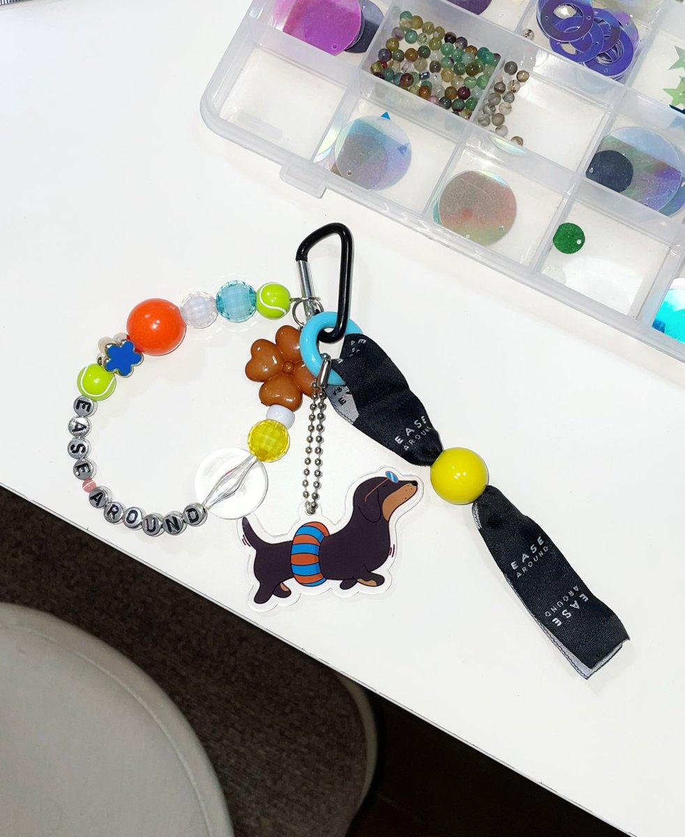 ease around tweet media