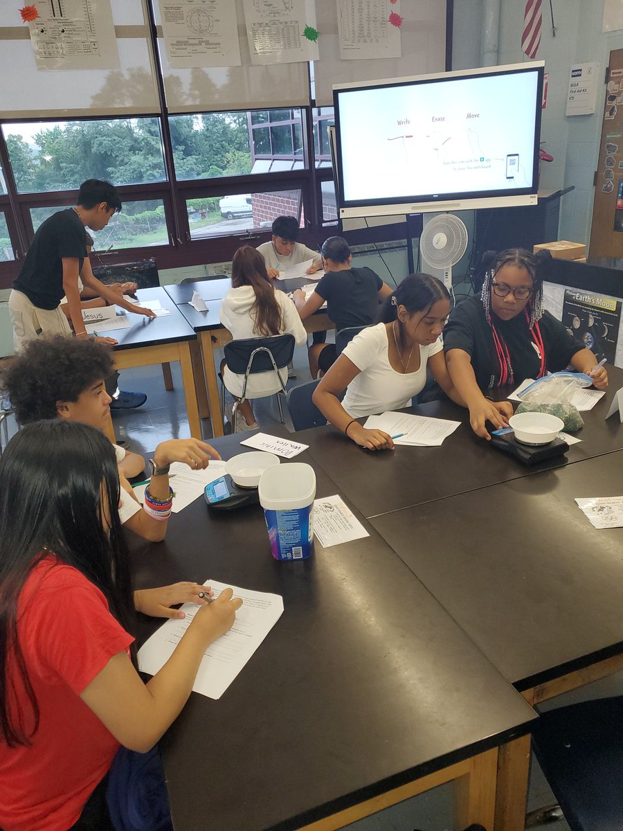 First day excitement!! Station mania, exploring science concepts and learning to work with partners. <a href="/JonathanMorano/">Jon Morano</a> <a href="/LHS_Lancer/">Sherman</a>