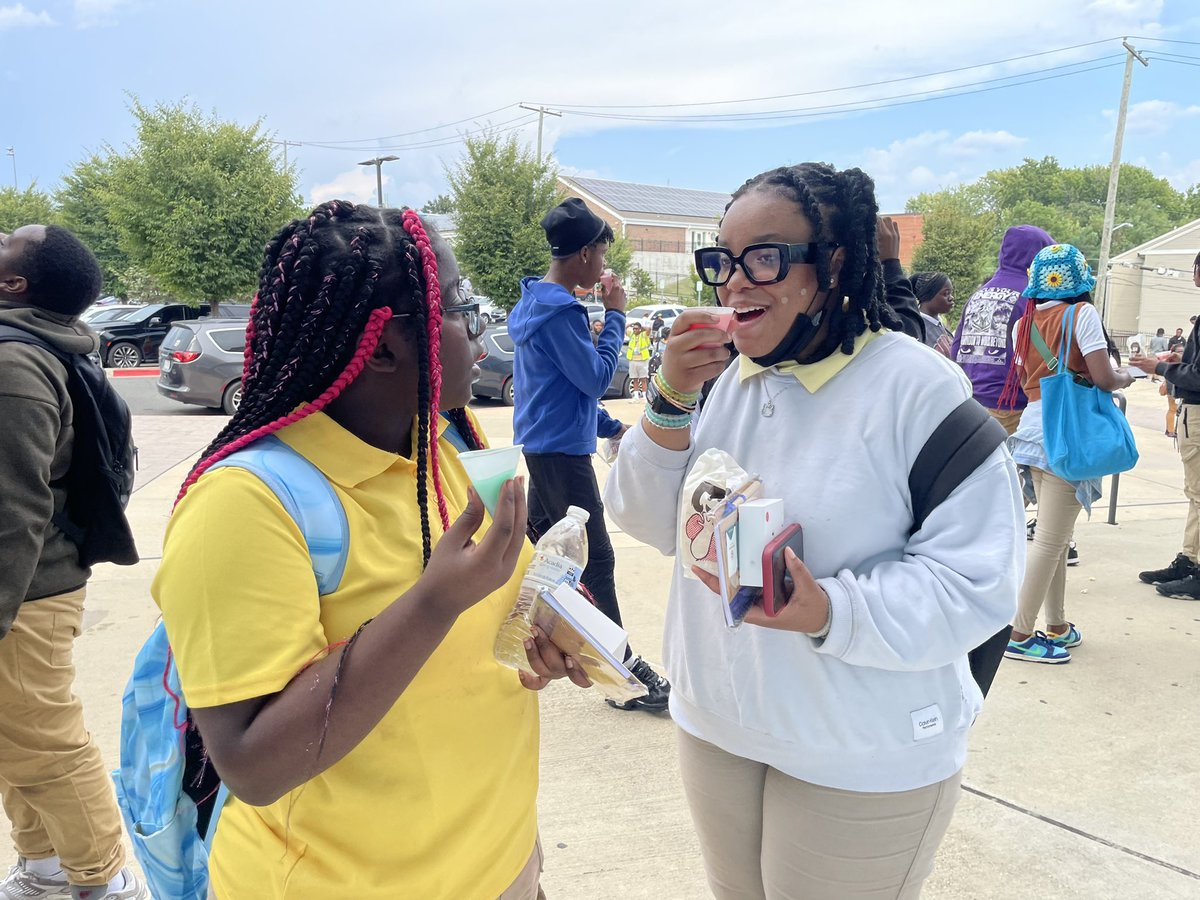 Melissa Jackson tweet media