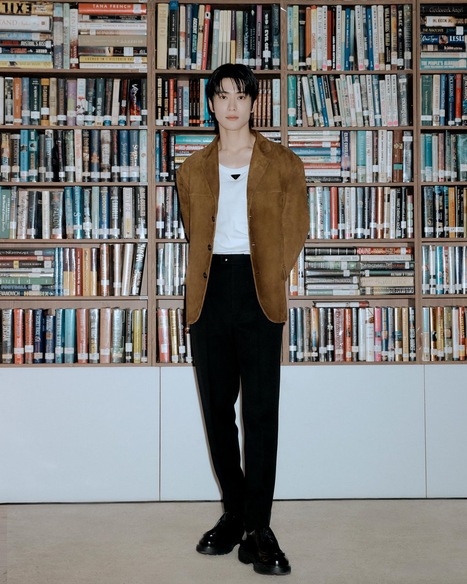 prada_japan's tweet image. キュレーターにイ・スッキョンを迎えた、「PRADA MODE ソウル」を訪れたゲストたち― #プラダ アンバサダーのジェヒョンとソン・ガン。　

tinyurl.com/yn9f4afu

#PradaMode #Prada