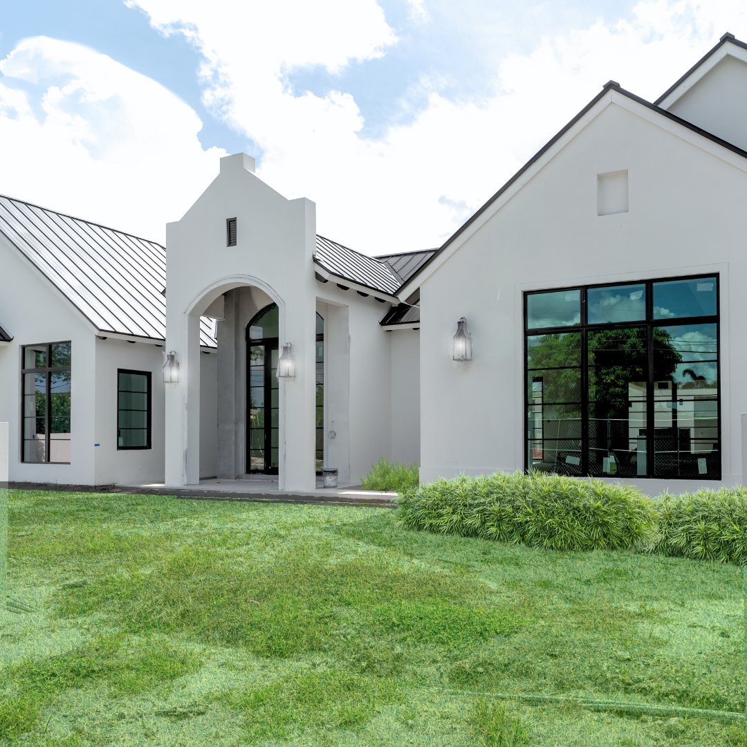 BellaHomes3's tweet photo. ❕Status Update❕Under Construction &amp; Available ❕
- 1634 North Swinton Ave, Delray Beach, FL 33444 -
This dreamy home is coming together perfectly, and it could be yours! 
.
.
.
#bellahomes #builtbybella #builtbybellahomes #newconstruction #newrealestate https://t.co/IHrLEYIT77