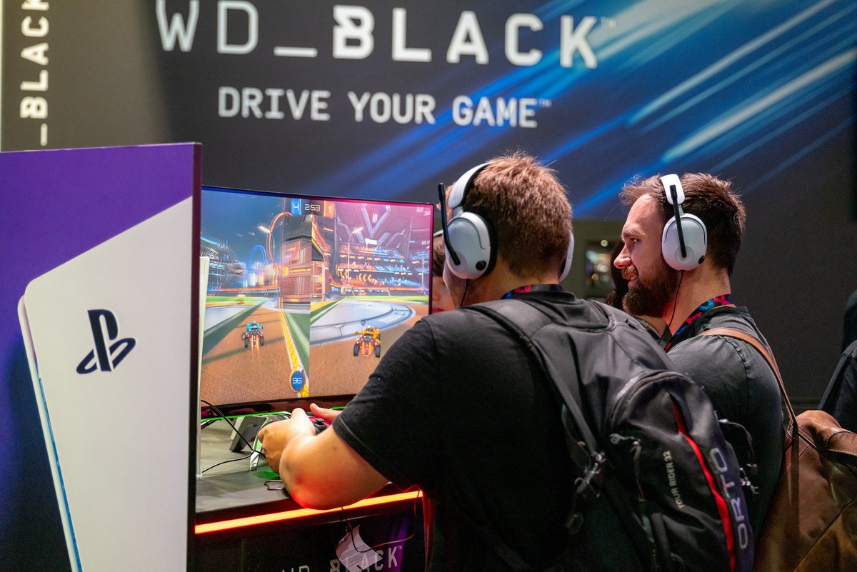 AGONbyAOC's tweet photo. Rewind the clock to #gamescom23, where the @wd_black Booth was an electrifying spectacle!

Enthusiastic gamers gathered around their setups featuring our monitors, immersing themselves in the world of gaming.

Who else wants to relive the sheer awesomeness of @gamescom? 🎮 https://t.co/4FfFVVNVvk