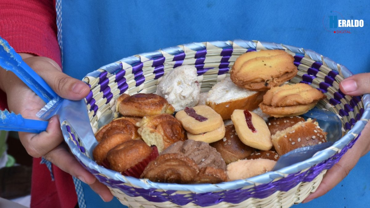 heraldoleon's tweet photo. #ElHeraldoDeLeón | #Local #Panecitos
🥐🍞🥖Este próximo domingo se llevará a cabo la tradicional "Festividad de los panecitos" en el Barrio Arriba.
👉🏼 Más información en el link: https://t.co/Pxm6M0G8fH https://t.co/wKVCdUioAo
