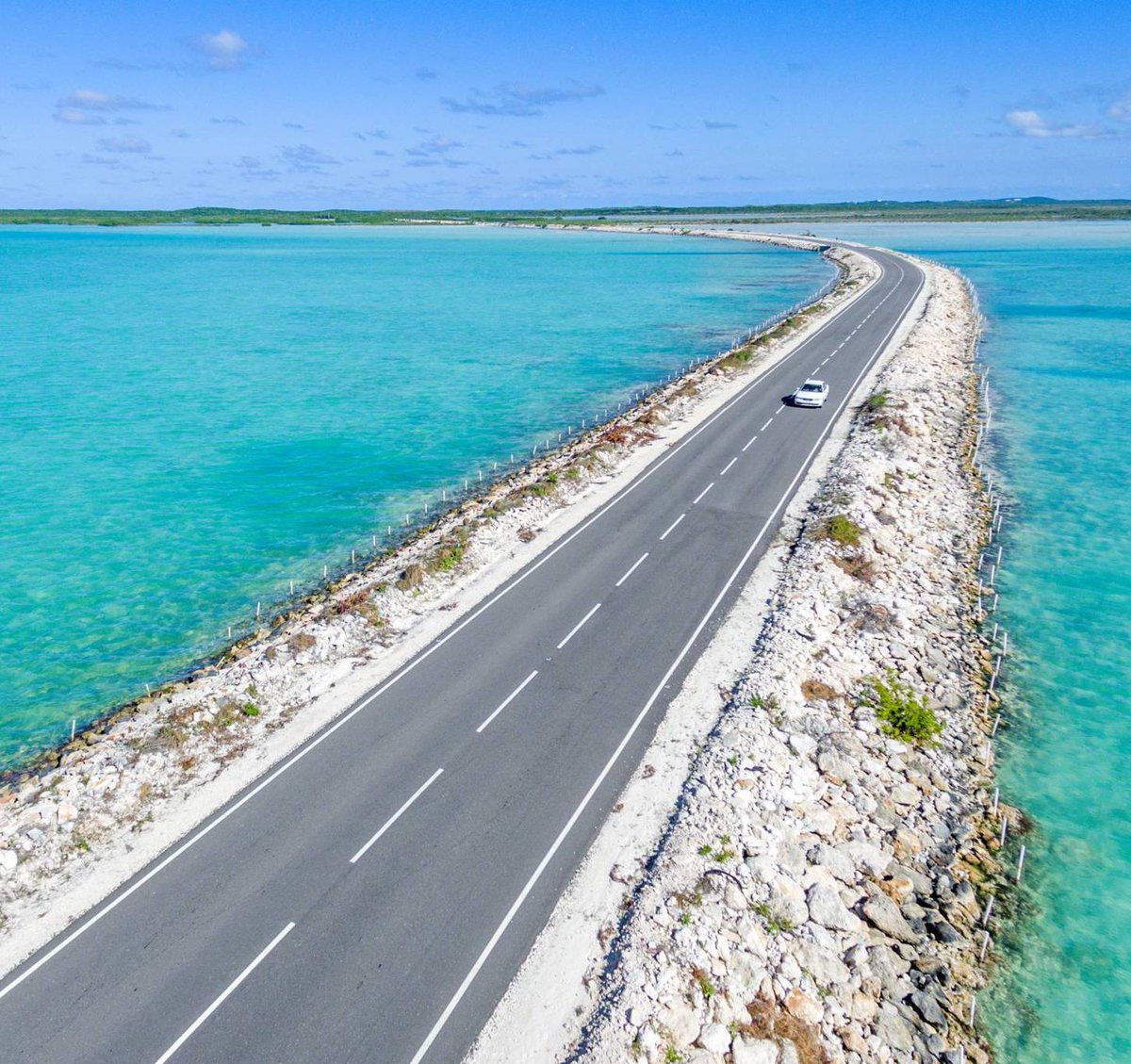 Island-bound and ready for new adventures ☀️🏝 We love hearing about your plans on island—what's your weekend recipe for relaxation? 📍 North and Middle Caicos Causeway
