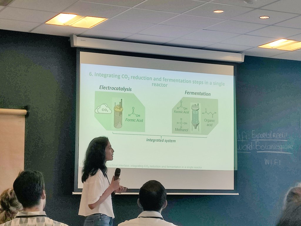 pantonline's tweet photo. Team @Vivaldi_project in action on day 3 of @euismet2023 with presentations by @Zaaaainabb and @PanizIzadi https://t.co/jdAMqE89oq