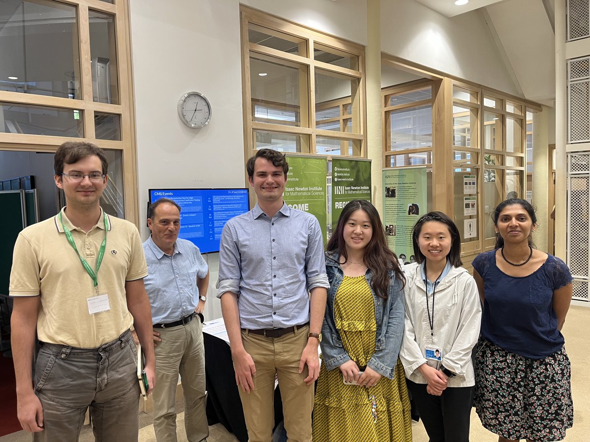 This week, many members of the Simons and Xiong labs are at the @NewtonInstitute for the workshop on 'Active mechanics, from single cells to cell layers, tissues and development' #NewtonSPL2023, with Ben Simons chairing the last session. Here are a few of them 👋