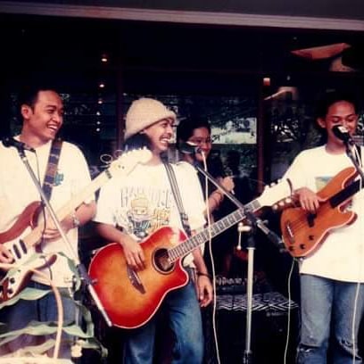 Cozy Street Corner sekitar tahun 1997