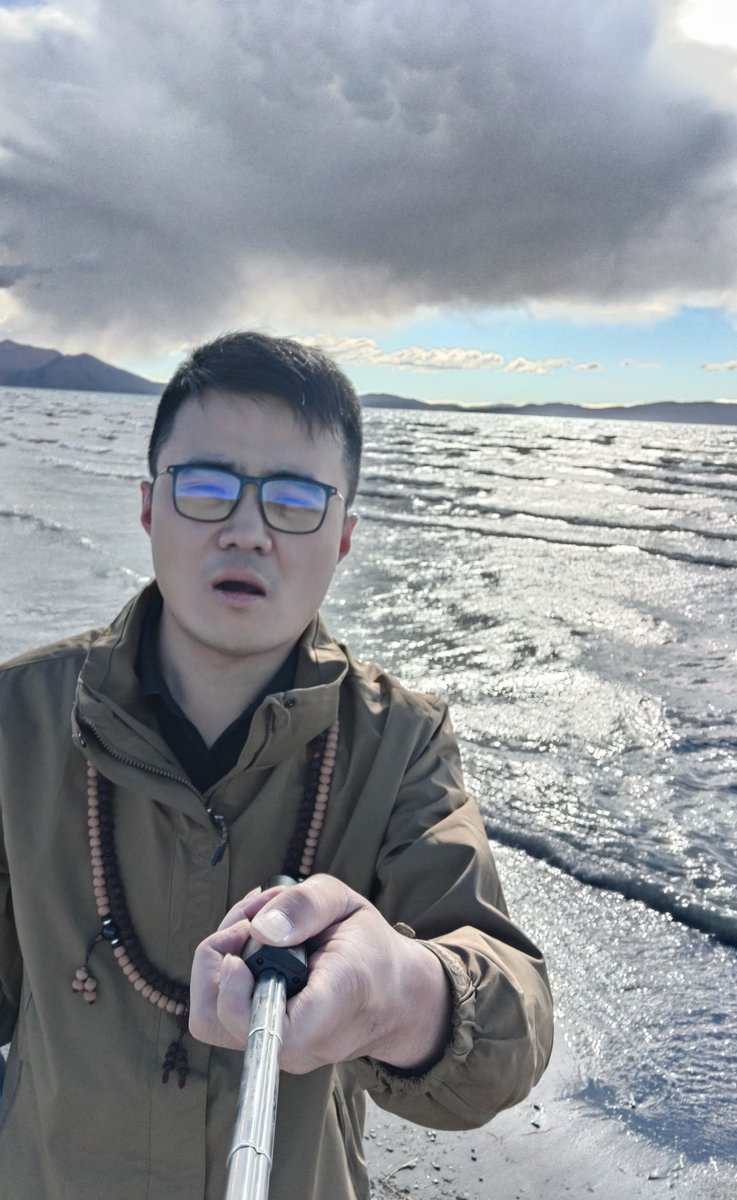 Adventurer2740's tweet photo. #Ghost lake:Lake Rakshastal.Lake waves rising without any breeze;people and animals stay away from the lake.
#NFTs stem from my real experiences of 8 mysterious areas
Drop place:@opensea https://t.co/ZaOjjWe2nJ https://t.co/layY8MCLHx