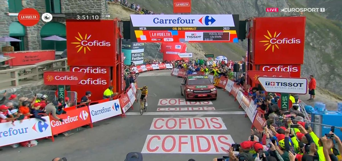 #LaVuelta23tr Col du Tourmalet zirvesinin son fatihi Jonas Vingegaard! Son iki yılın Tour de France şampiyonu Vingegaard la Vuelta da ilk etap zaferini Fransa topraklarında kazandı!