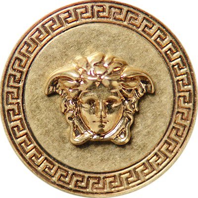 ssomi_SKZlove's tweet photo. Versace hyunjin https://t.co/i6ycykQeoz
