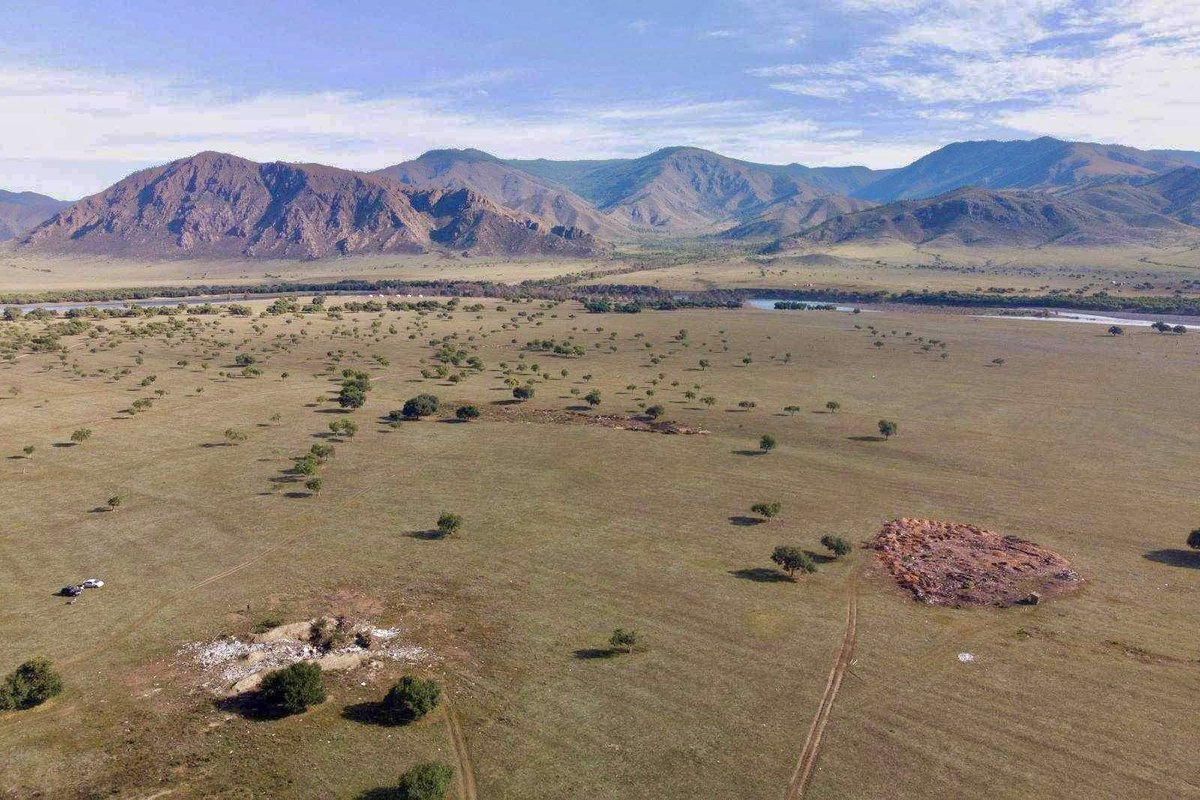 Хантай өөртөө үйлчлэх зуслан “Эко Сум” (Ecosoum) төслийн багийнханд бүх төрлийн хог хаягдын зохицуулалтаа нэгд нэгэнгүй үзүүлж давгүй сайн үнэлгээ авлаа. 👏

Зөвлөхүүд Хантай багийн хогийн цэгийг үзэж, нутгийн иргэдтэй уулзалт хийж #ХоггүйХантай санаачилгыг дэмжихээр болов. ♻️