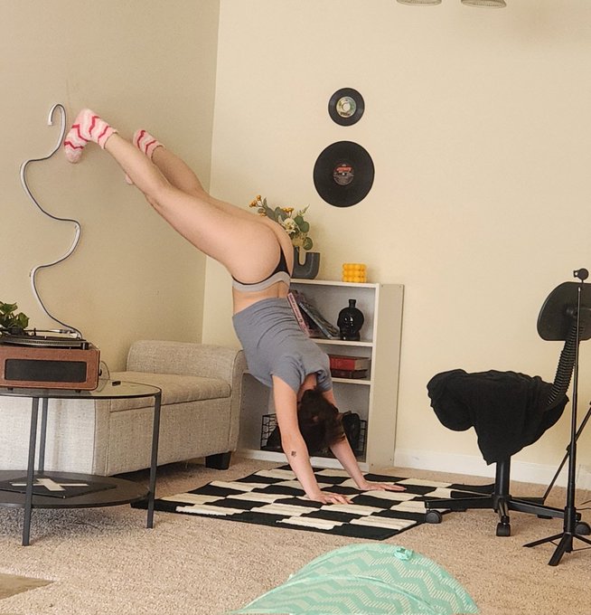 me at 7 am https://t.co/H07GhQps8K<a href="/tag/mvsales"class="tags"><span>#mvsales</span></a>