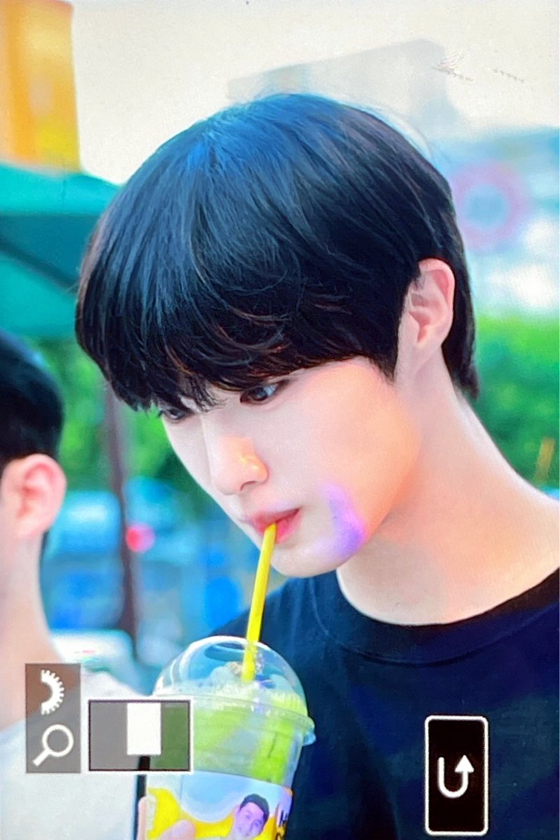 ๐ฆ๐๐ฅ๐ฅ๐จ๐ฐ ๐ฆ๐๐ฅ๐จ. tweet media