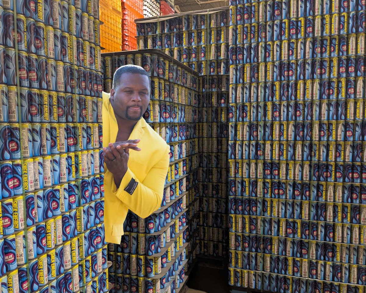 snek_energy's tweet photo. Cans will be filled on Wednesday SNEKtember 13th ⚡️

$SNEK #Snektember #snekenergy https://t.co/Fc8lmy9TTL