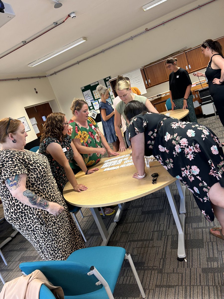 Sarah McCrossan tweet media