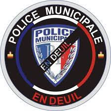 miseb29's tweet image. #Police  Nouveau drame  #SaintFons ( Rhone )  Un policier municipal #père de trois enfants a mis fin à ses jours Condoléances a sa famille est ses proches.
RÉSISTER,
pour sauver la mémoire de ceux qui n'en peuvent plus.🙏📷https://t.co/58fqVAZpmq