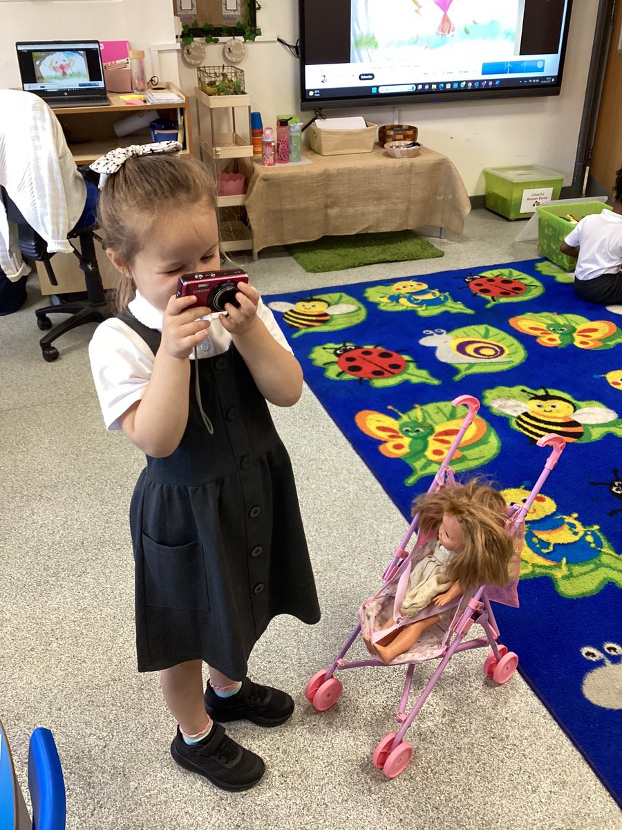 HtReception's tweet photo. We are Pegasus Class! This week we have been settling in and exploring our new environment. We have been making new friends and are enjoying learning about our class name! #ldbslat #eyfs https://t.co/YAW7ESKJOS