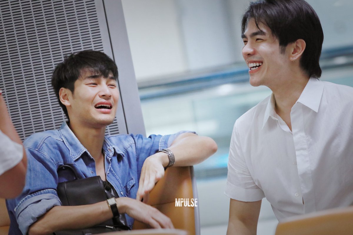 mpulsemileapost's tweet photo. 𝟐𝟑𝟎𝟗𝟎𝟖 ✈️

🫣🤫🤭

#Nnattawin #MilePhakphum
@milephakphum @Nnattawin1 https://t.co/ElRAM8eMoU