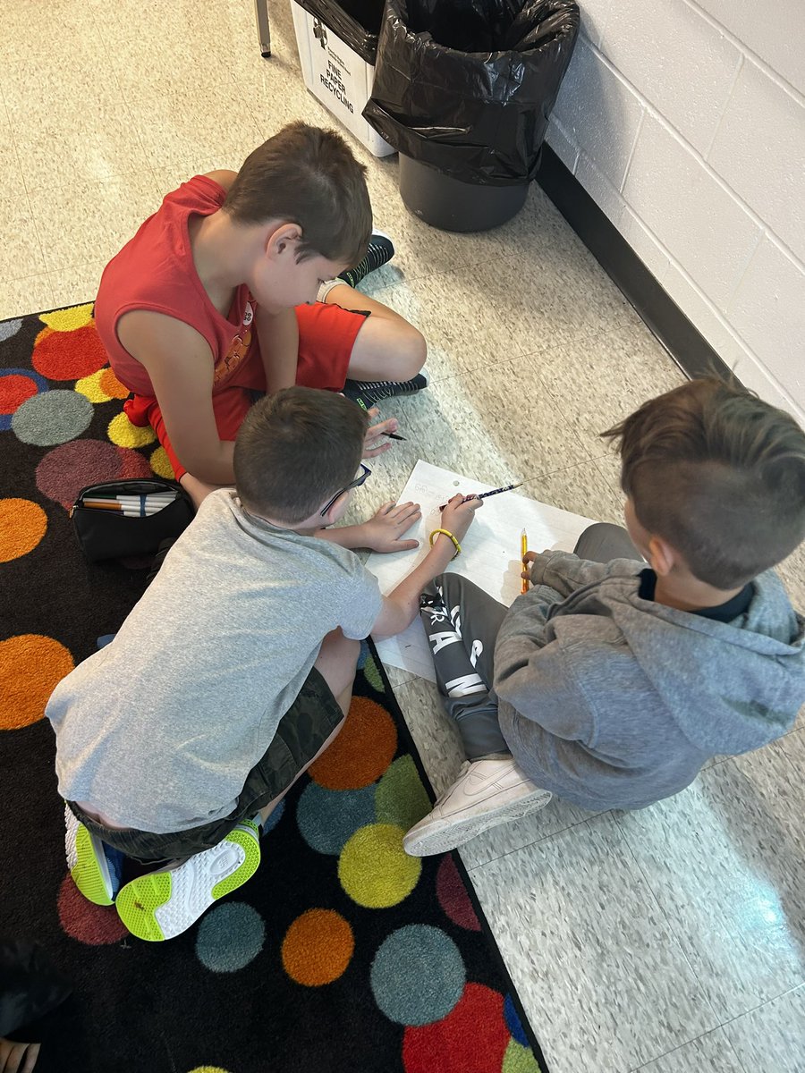 Mrs Schade tweet media