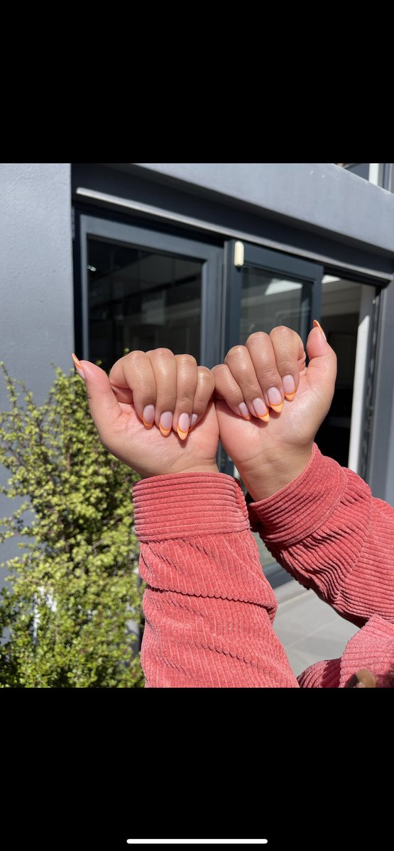 rubybox_beauty's tweet photo. A few sets from our rubybox HQ to give you your next nail inspiration 😍💅🏽

Tell us which one is your favourite in the comments below🥰

#rubybox #rubyboxbeauty #nailinspiration #nailart #naildesign #rubyboxHQ #happyfriday https://t.co/8mxSmclLSr