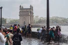 anandmahindra's tweet photo. Mumbai has mercifully been receiving copious rainfall since yesterday & our reservoirs are almost full. But the Marathwada region—Aurangabad, Jalna, Parbhani, Beed, Osmanabad, Nanded, Hingoli and Latur—has been suffering almost drought like conditions. Grateful if people from those areas could share whether there has been any relief for them as well in the past two days?