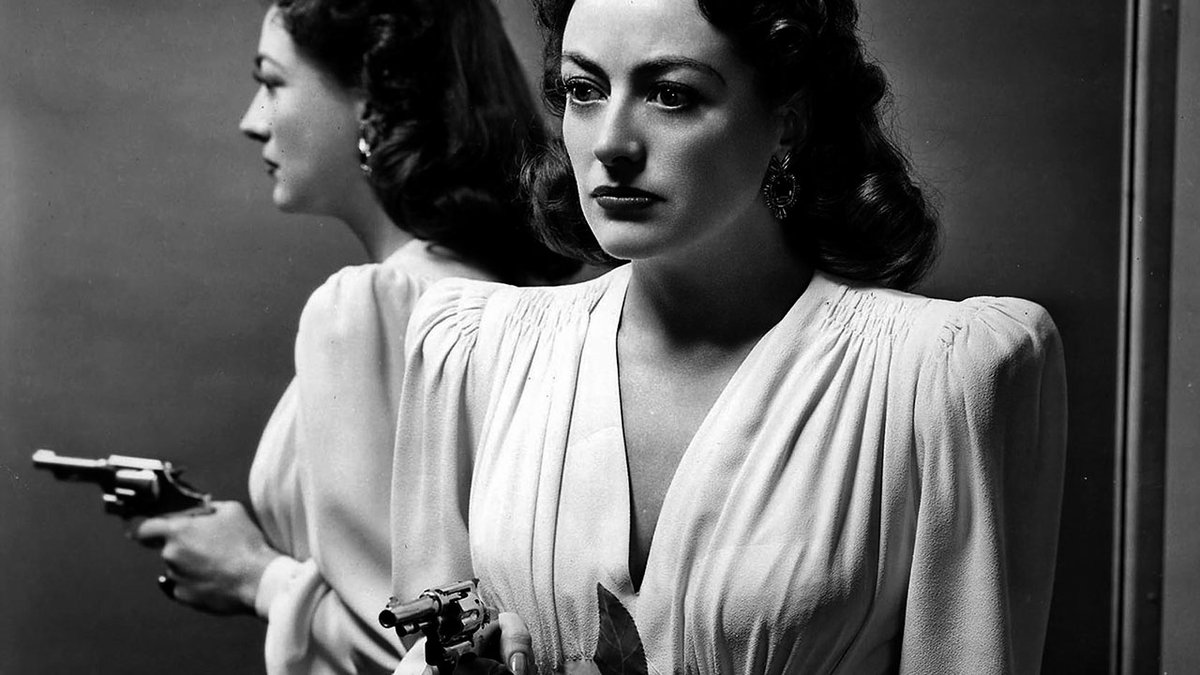 craigkmccall's tweet photo. So on one of the hottest days of the year I decide it would be good idea to attend a rare screening of a movie projected on the extremely flammable but gloriously rich medium of nitrate film.  ‘Mildred Pierce’ (1945) tonight at the @BFI Southbank. -  McCelluloid x #Nitrate https://t.co/4AOGsn10ol