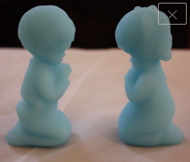 emmasattic98's tweet photo. Vintage Fenton Praying Boy and Girl Blue Satin 5100BA by EmmasAtticTreasures https://t.co/dQCePrwJ0R via @Etsy #PrayingBoyAndGirl #BlueSatin #Fenton #Collectible https://t.co/U62gEmvS7p