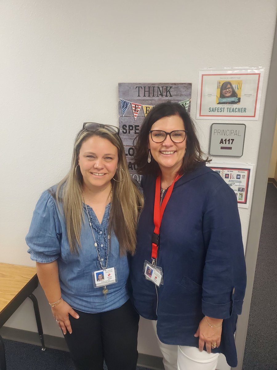 Inspired by these compassionate servant leaders! Witnessed their unwavering hearts as they came together to uplift a family in need 🤝❤️ Let's keep spreading love on a grand scale! 💫 #ServantLeadership #LevelUpPlanoISD
<a href="/tnolanwilliams/">Theresa N Williams</a> <a href="/PrincipalEwing/">Steven Ewing</a> <a href="/kathy_foster1/">Kathy Foster</a> <a href="/cmjames2005/">Christy James</a>