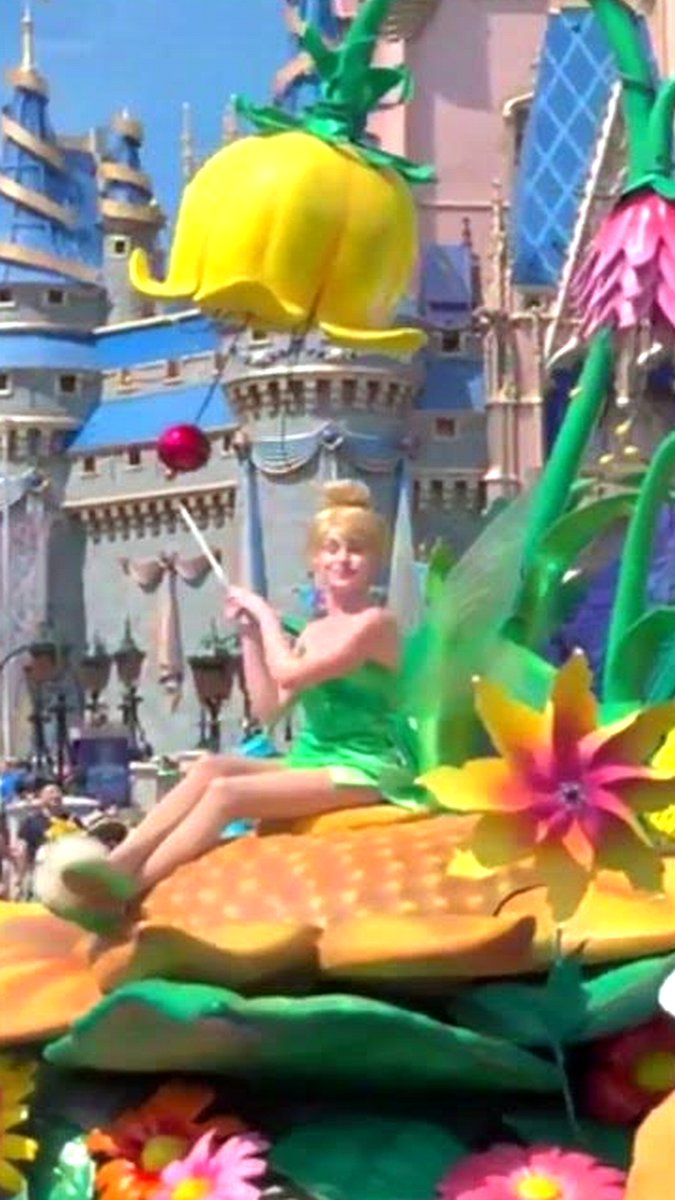 cornel1801's tweet image. Watch Tinker Bell Disney Fantasy Parade youtube.com/shorts/4s7hJ3X…