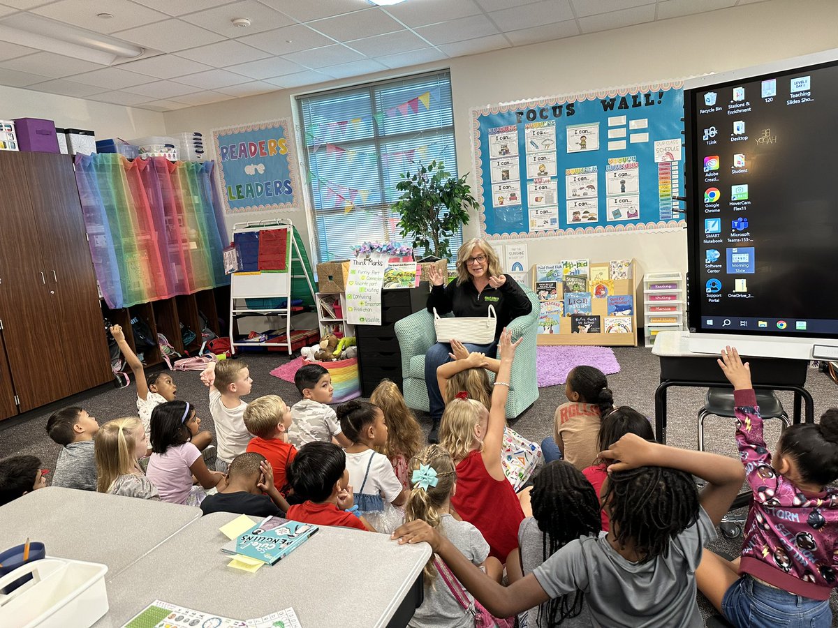 MsBatDLE's tweet photo. Talking about big feelings with our amazing counselor. #justgoodteaching @DLE_Lions https://t.co/umE1cCAYvC