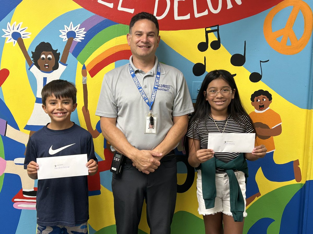 The first Spot Award recipients of the 23-24 school year are Max and Allisson. They each received a Barnes and Noble gift card, compliments of our HSA. Congratulation! 🐆