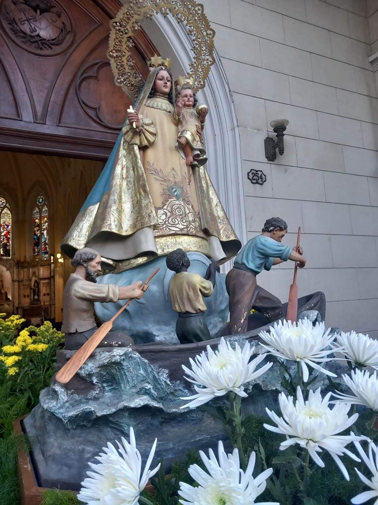 antoniodivine's tweet image. To anybody who’s reading this, I #pray that whatever is #hurting you or whatever you are constantly stressing about gets better. May the dark thoughts, the overthinking, and the doubt exit your mind right now. May #clarity replace #confusion. May #peace &amp;amp; calmness fill your life.