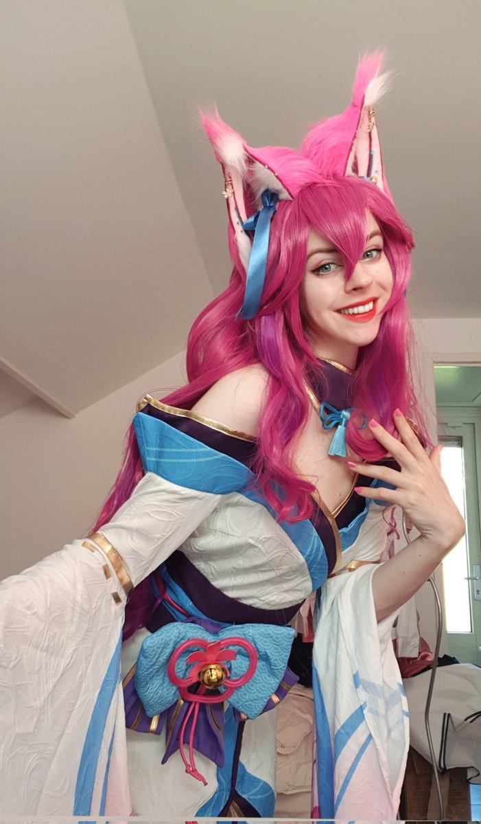 neneko98's tweet photo. Spirit Blossom Ahri cosplay 😊

#cosplay #cosplayer #spiritblossomahri #LeagueOfLegends #ahricosplay #Ahri #cosplayergirl #코스프레 #아리 #리그오브레전드 https://t.co/RxYnfKBVMA