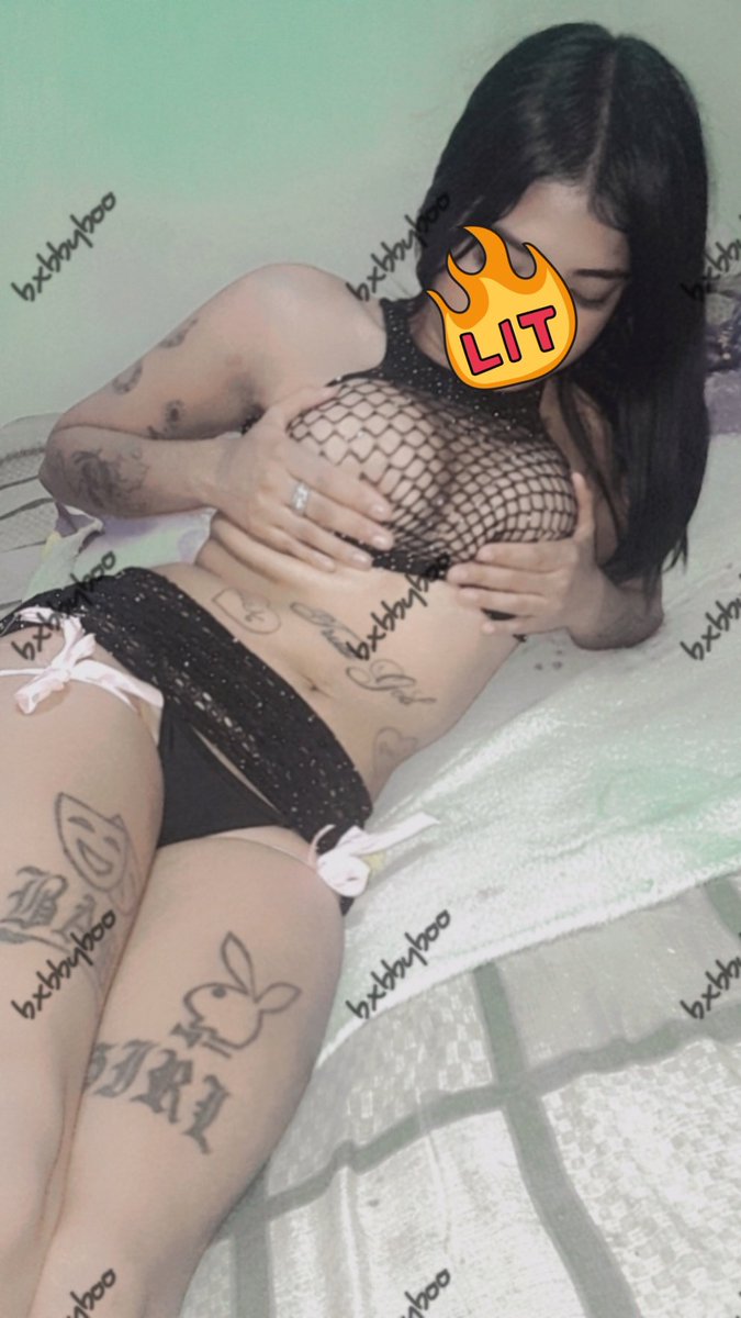 bxbbyare19's tweet photo. Una flaquita tatuada.🤤🤤
#RETWEEET #RICO #ContentCreator  
https://t.co/XQKKMP4tSP https://t.co/VdWijnCOaM