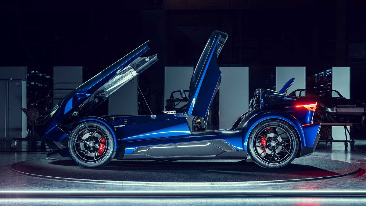 RECARO Automotive tweet media