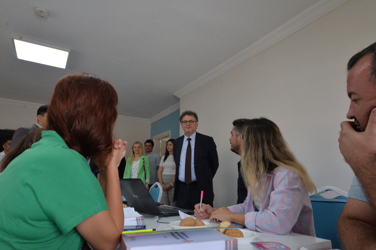 Özel Eğitim ve Rehberlik Hizmetleri Genel Müdürü Sayın Doç. Dr. Mustafa OTRAR kurumumuzu ziyaret ederek incelemelerde bulunmuştur. Ziyaretleri için teşekkür ederiz. <a href="/MebOrgm/">Özel Eğitim ve Rehberlik Hiz. Genel Müdürlüğü</a> <a href="/osmaniyeilmem/">Osmaniye İl Millî Eğitim Müdürlüğü</a> <a href="/MullaKATIK/">Mulla KATIK</a> <a href="/Yusuf__Tekin/">Yusuf Tekin</a> <a href="/tcmeb/">Millî Eğitim Bakanlığı</a>