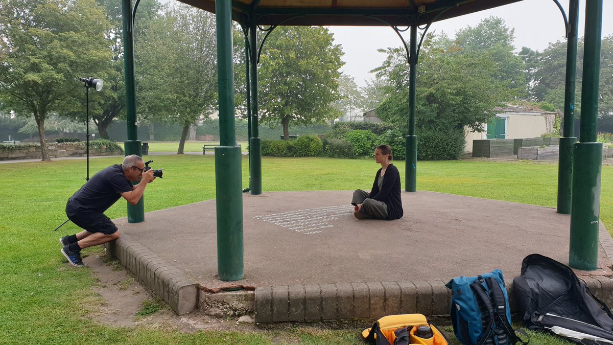 hazelcolq's tweet photo. Excellent fun for all at our @SelbyStories photo shoot with the wonderful @ravagephoto snapping @SarahButler100 with her #nonets around #selby. @HistoricEngland @northyorksc https://t.co/MTSxUSqnRh