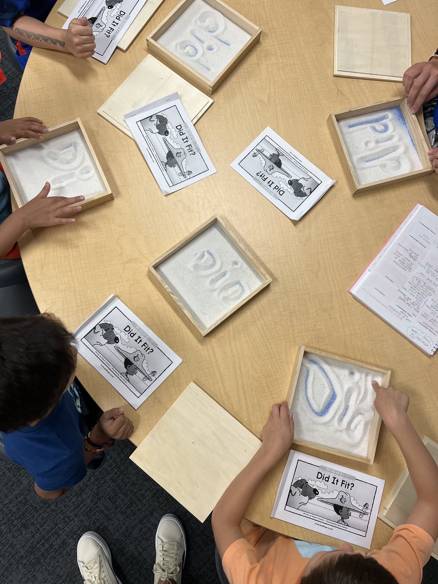 Rocking reading groups in 1st grade!