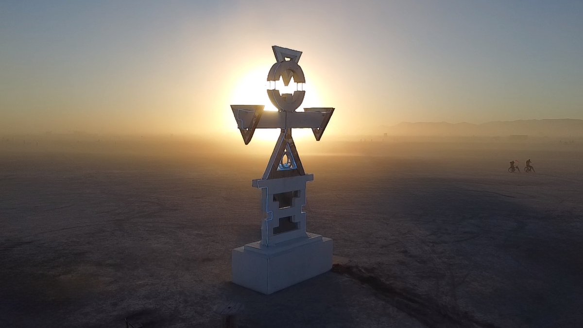 Sunrise shot of Unity Totem before the heavens opened ⛈️🌪️  #burningman