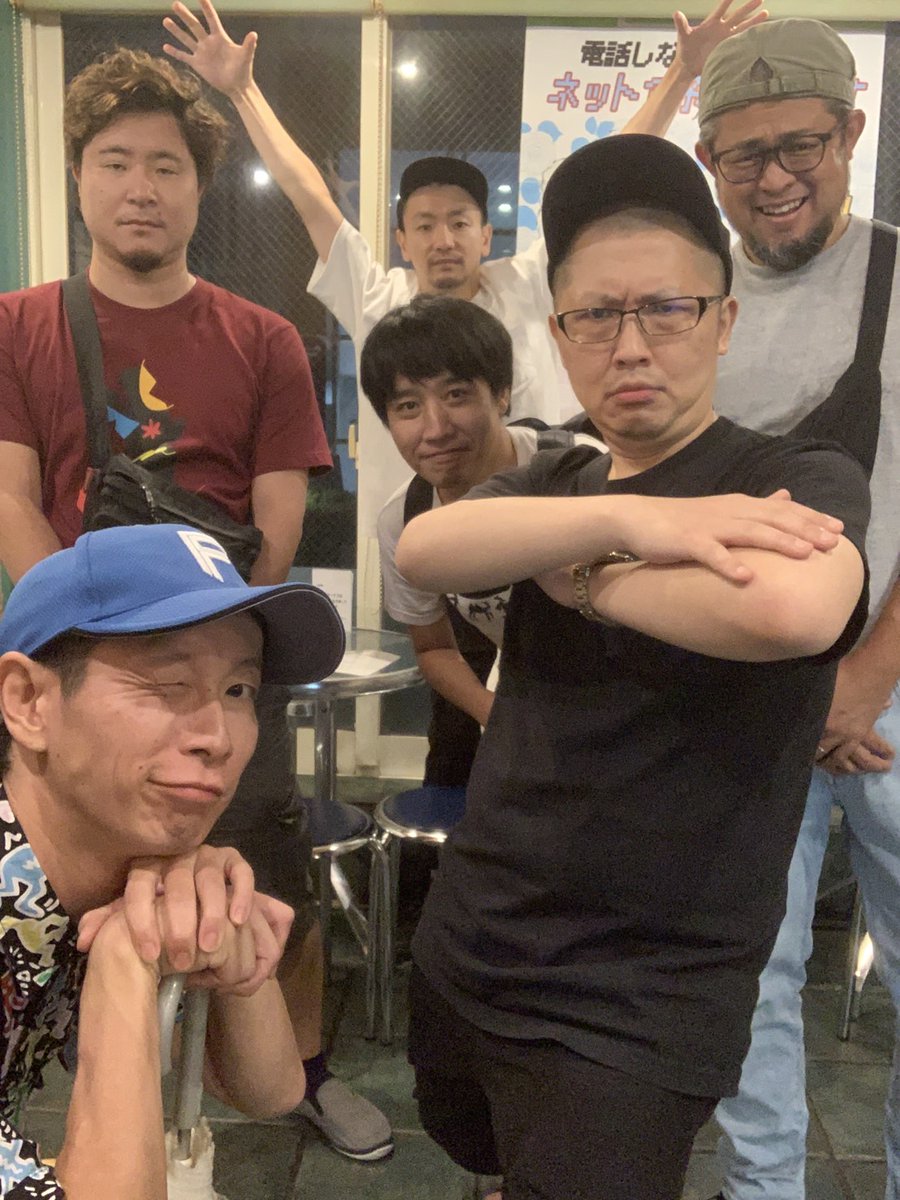 videobrother_'s tweet photo. 【🥁鍛錬鍛錬🥁】
本日もコツコツ頑張りましたー！
下ネタにも華が咲いた良い練習となりました🕺

次回は大好きな7thFloorにて！
訪れる秋を感じながら7thで乾杯しましょー！

ご予約は我々にDMくださいませー！

#DIRTYFOUREYES
#ハモニカクリームス
#videobrother https://t.co/90FFGXMFMN