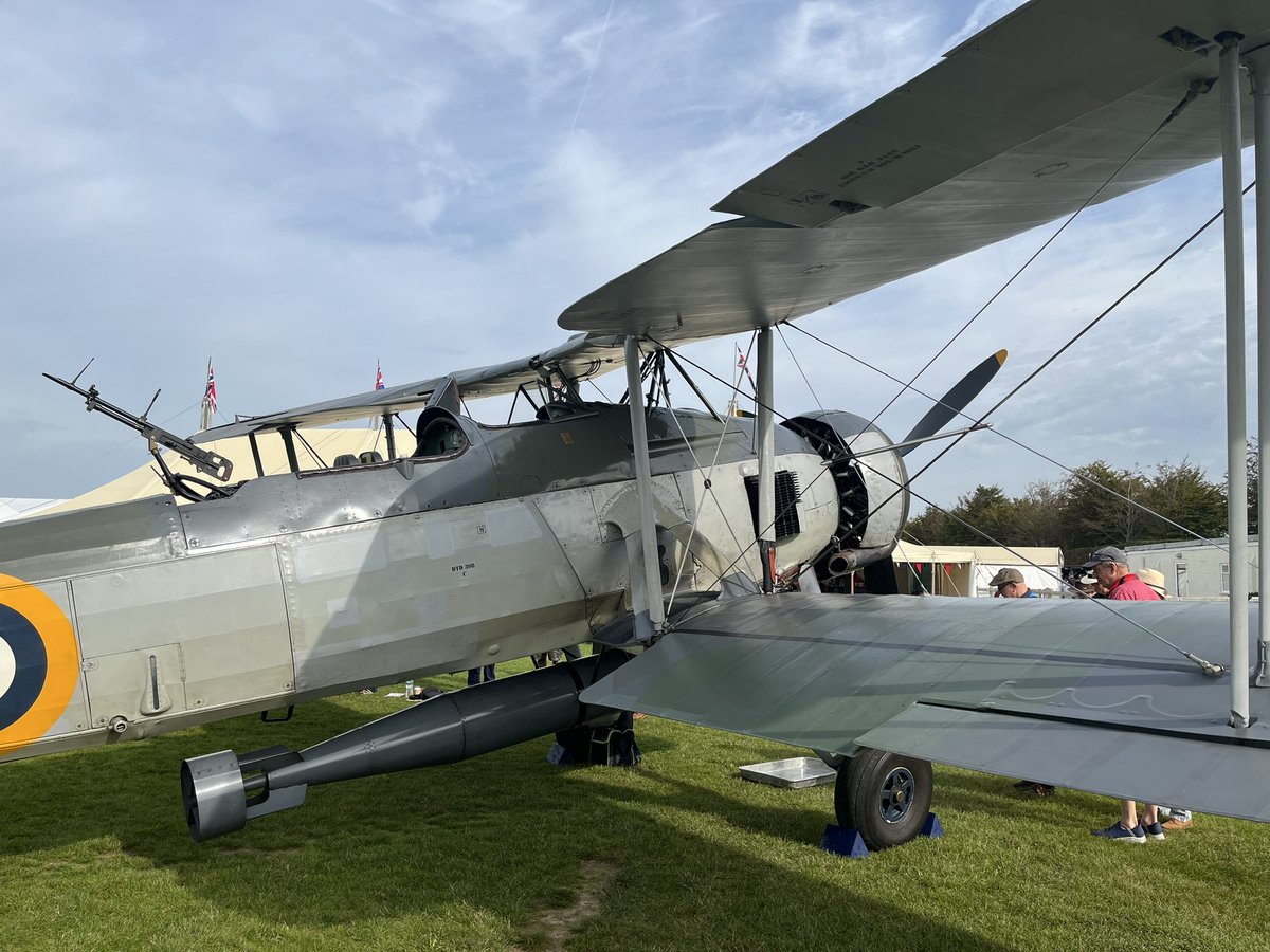 Forget the wonderful Spitfires for a moment - forever a favourite @goodwoodrevival - there’s a Fairey Swordfish here!!
The plane that crippled the Bismark and built by … my Great Uncle Sir Richard Fairey!!