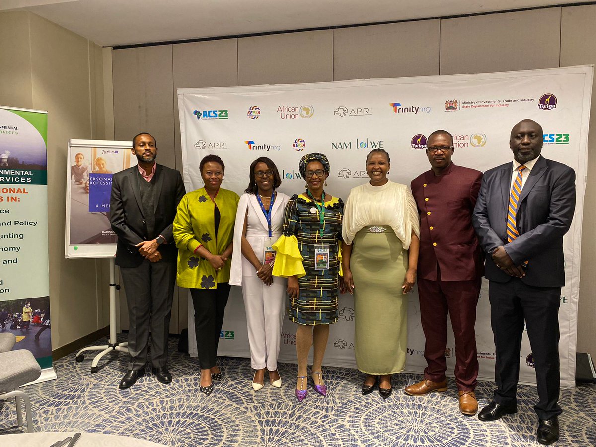JaneKabaki's tweet photo. Moderated an Africa Climate Summit Side event under the title: Leveraging the AfCFTA to Promote Green Investments and Sustainable Trade In Africa" 
#AfricaClimateSummit23 
@NamlolweE @MburuNdoria https://t.co/9FVb8JsQTK