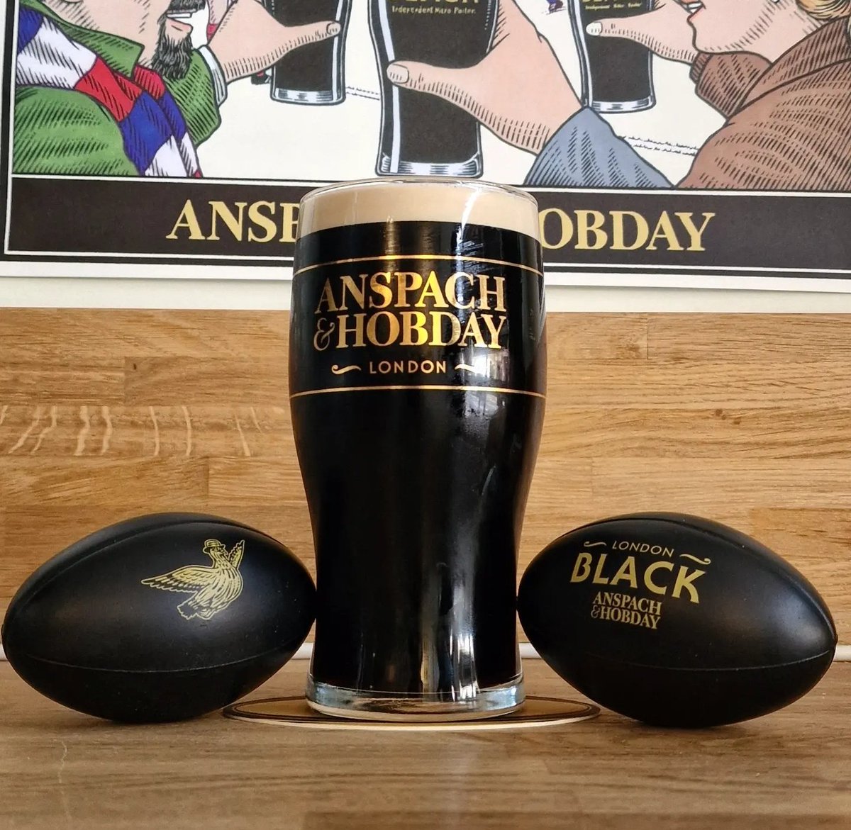 MicroBeers's tweet image. Join us tonight for a pint of @AnspachHobday London Black and New Zealand vs France in an absolute cracker of an opener in the #RWC2023. The game will be live with the build up from 18:45!